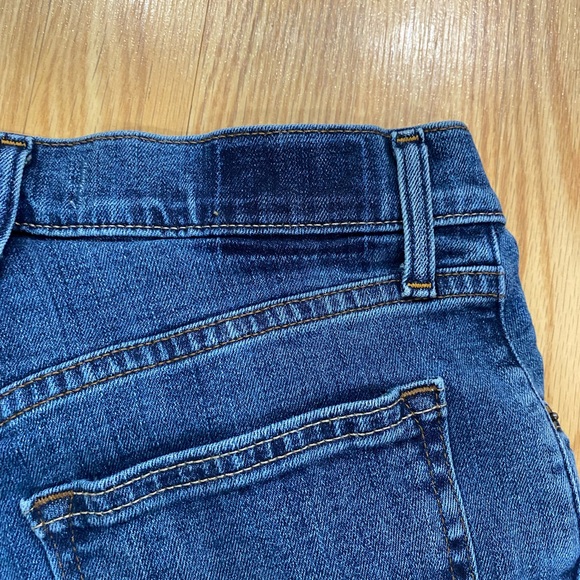 A&F 90’s Straight ultra high rise size 27, 4R Jeans ,no flaws - Picture 12 of 15